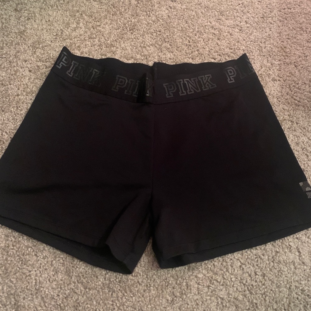 VS PINK / black shorts